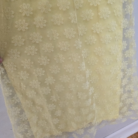 Vintage Union Made Yellow Spring Easter Dress Floral Lace Overlay Sheer Size 10 - Picture 6 of 16